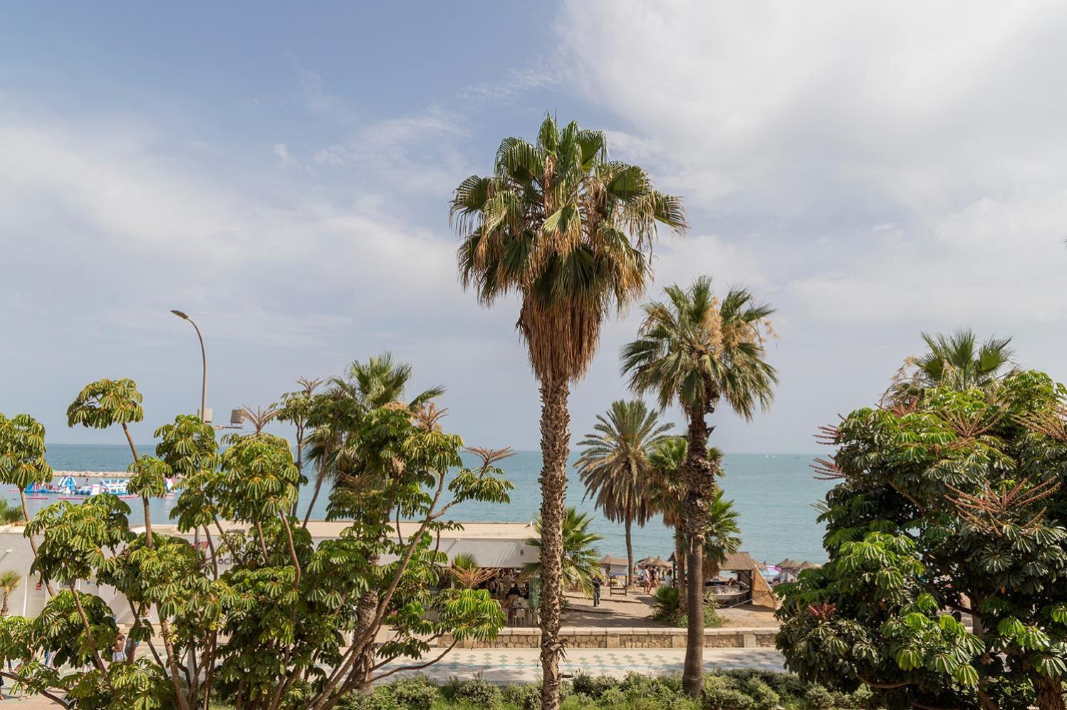 Primera Linea De Playa - Málaga Buitenkant foto